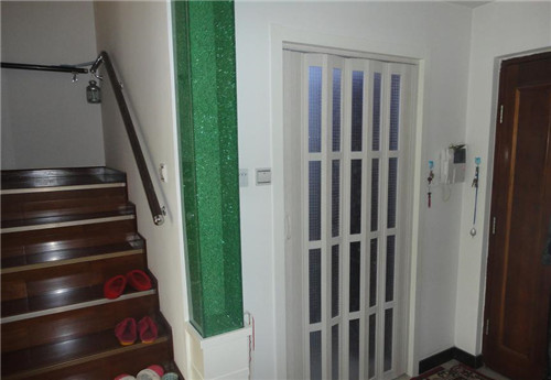 衛(wèi)生間折疊門(mén)